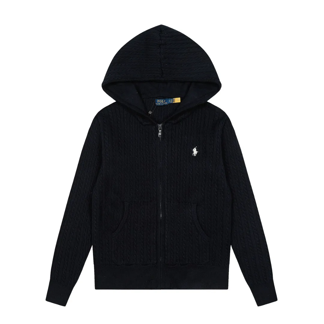 P310 Top quality" Style number: DS501# (not off the shelves all year round) [Ralph Lauren small twist solid color pony embroidered logo full zipper hooded jacket] ✅Ralph Lauren old money style classic basic versatile goddess style small twist zipper hooded jacket ✅Main supplier platform live broadcast Wholesale entity Replenish when out of stock Not off the shelf ✅ZP quality 1:1 version Scan the code to enter the GF website Counter quality ✅Customized zipper color is the same The full zipper stitching hood is very complicated. The small twist process takes a long time and the cost is extremely high. ✅The quality of the details is the only one in Guangzhou. Imported quality cotton yarn, focusing on high-end, cost-effective, good quality. Needless to say, the goddess’s upper body is really amazing, so sweet, so beautiful. This coat is really good-looking. Navy blue, apricot, pink, yellow, purple, light blue, Chinese red